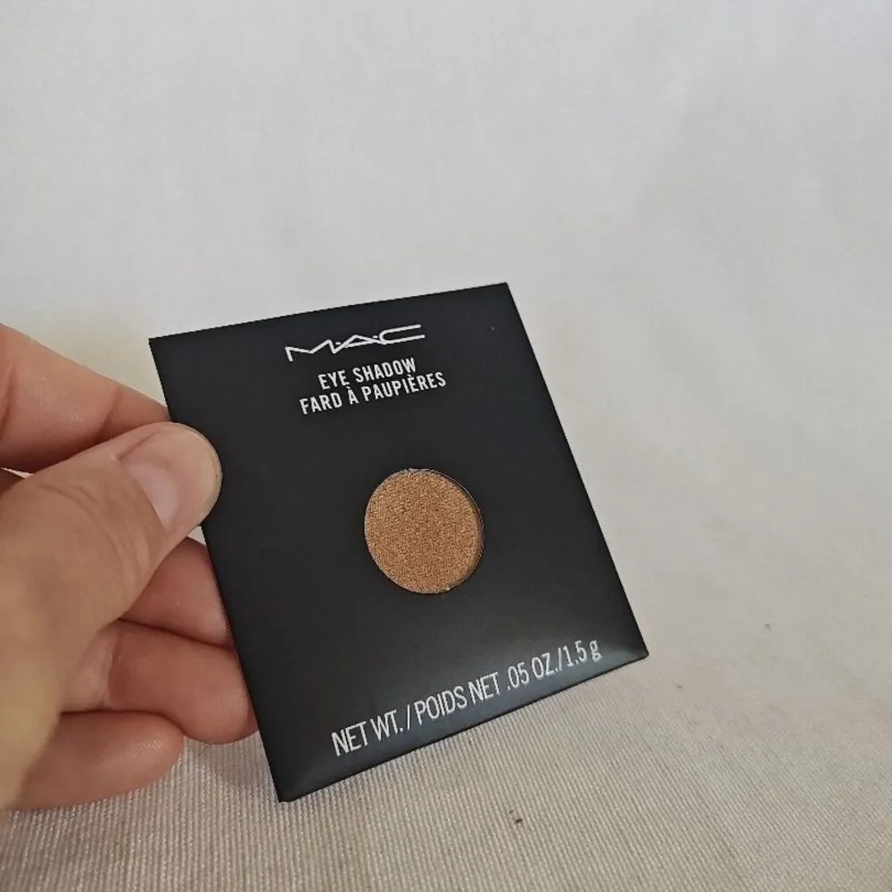 MAC Eye Shadow Amber Lights A62 Pro Palette Single Refill‎ Copper Frost Shimmer